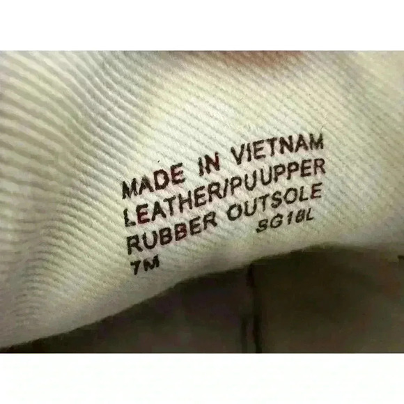 Michael Kors leather sneakers logo wrap around size. 7M patent leather on back - Picture 8 of 9